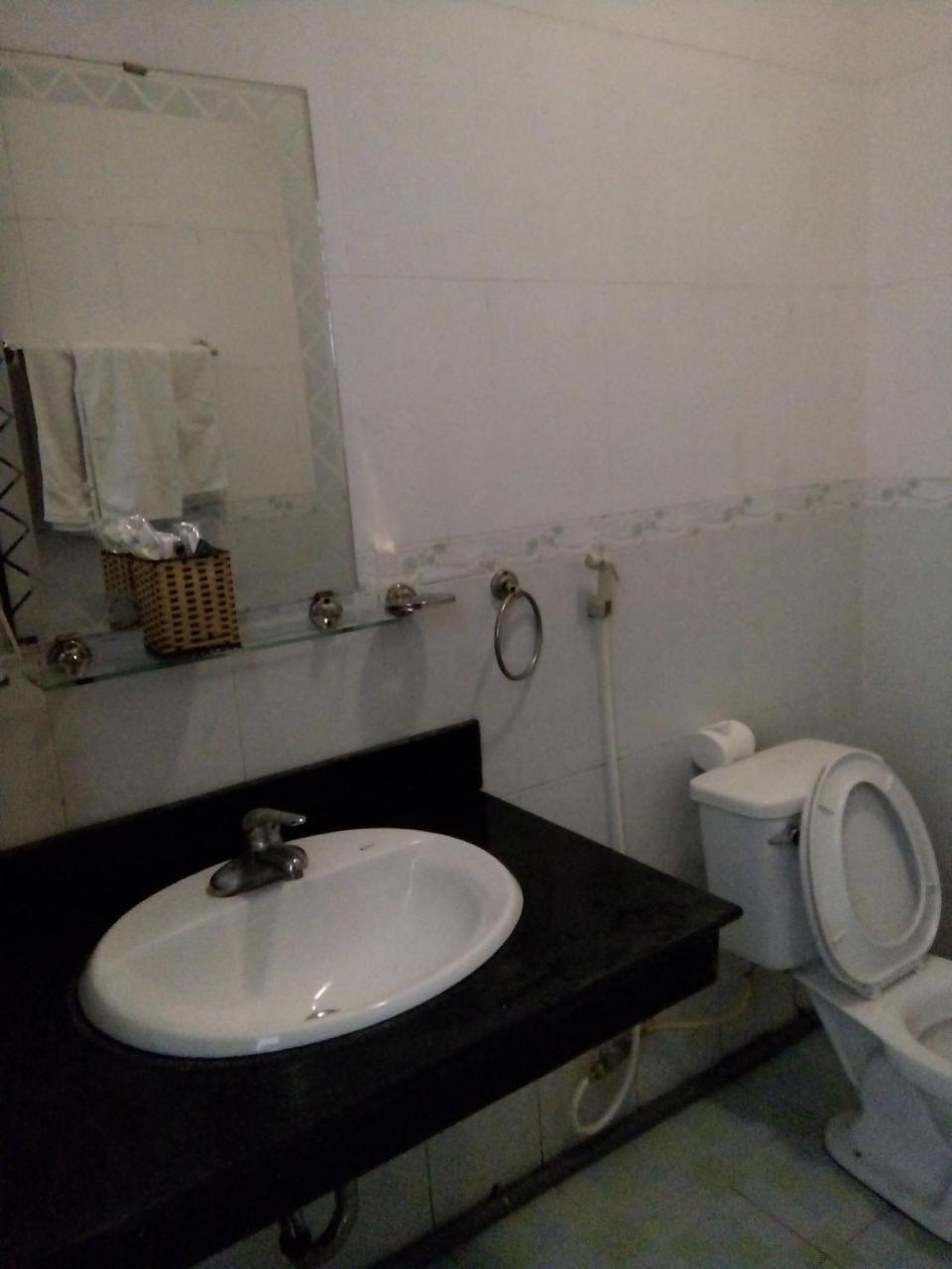 Khach San Thuong Mai Hotel Yen Thinh Kültér fotó